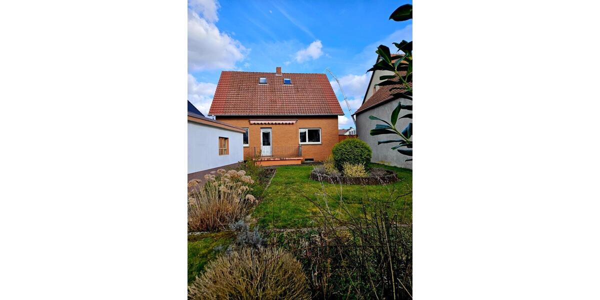 Einfamilienhaus Büren - 7 Zimmer, 160 m&sup2;, 298.000&euro; | Angebot:25861538