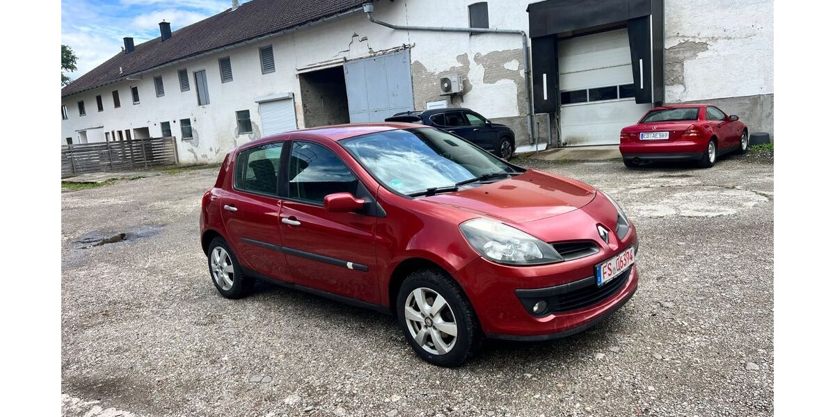 Renault Clio 191.000 km 2.199 &euro; Neufahrn 85375