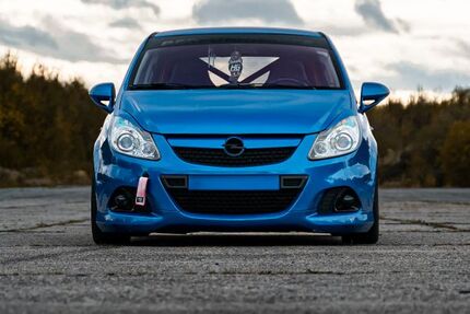 Opel Corsa 183.000 km 7.000 &euro; An der Poststraße 06647
