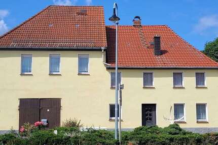 Haus zum Kaufen in Wahrenbrück 59.000 € 122 m² 8 zimmer