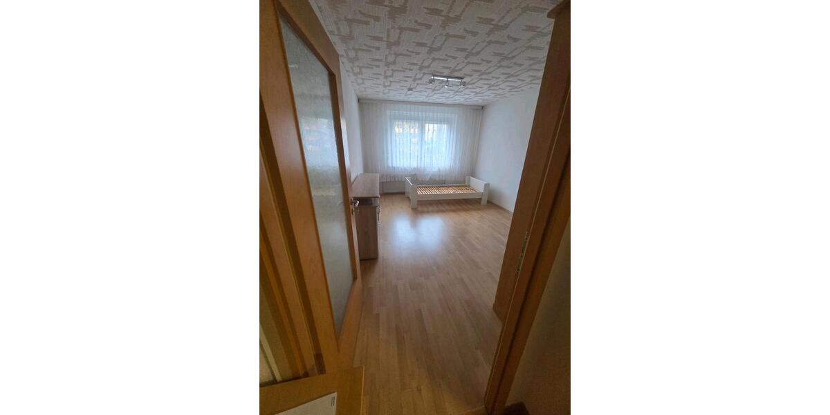 Etagenwohnung Falkensee - 1 Zimmer, 38 m&sup2;, 500&euro; | Angebot:26013979