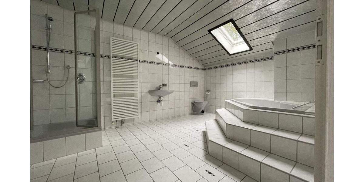 Etagenwohnung Oberderdingen Flehingen - 3 Zimmer, 120 m&sup2;, 1.100&euro; | Angebot:24780814