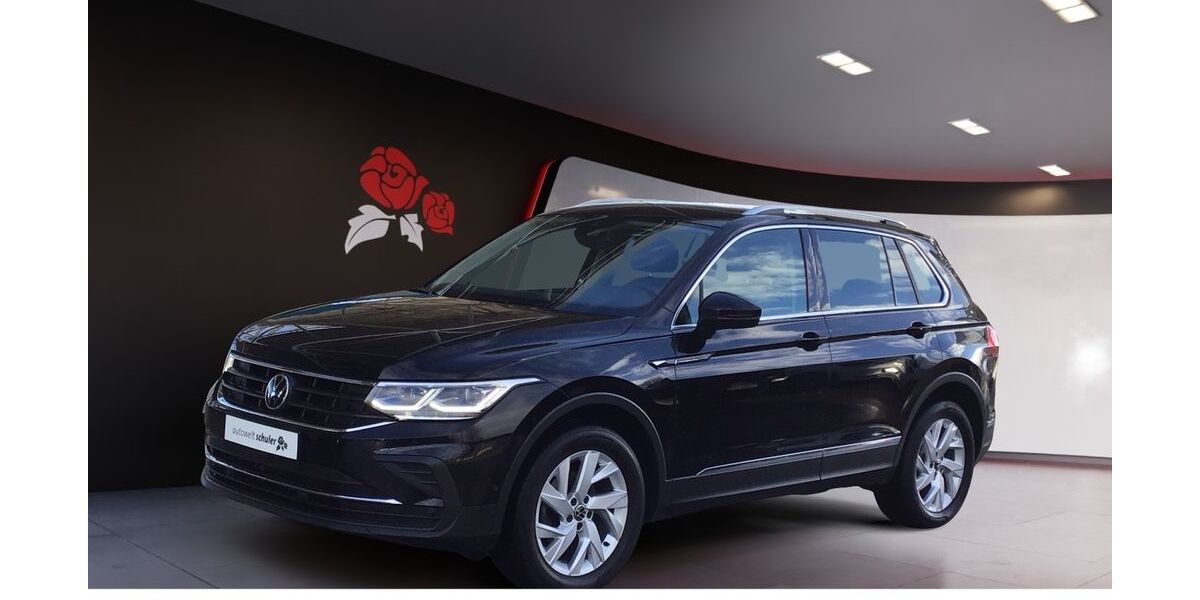 VW Tiguan 75.600 km 25.949 &euro; Villingen-Schwenningen 78052