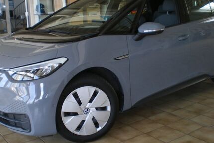VW ID.3 42.321 km 22.880 &euro; Hermeskeil 54411
