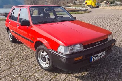 Toyota Corolla 95.000 km 2.950 &euro; Osterspai 56340