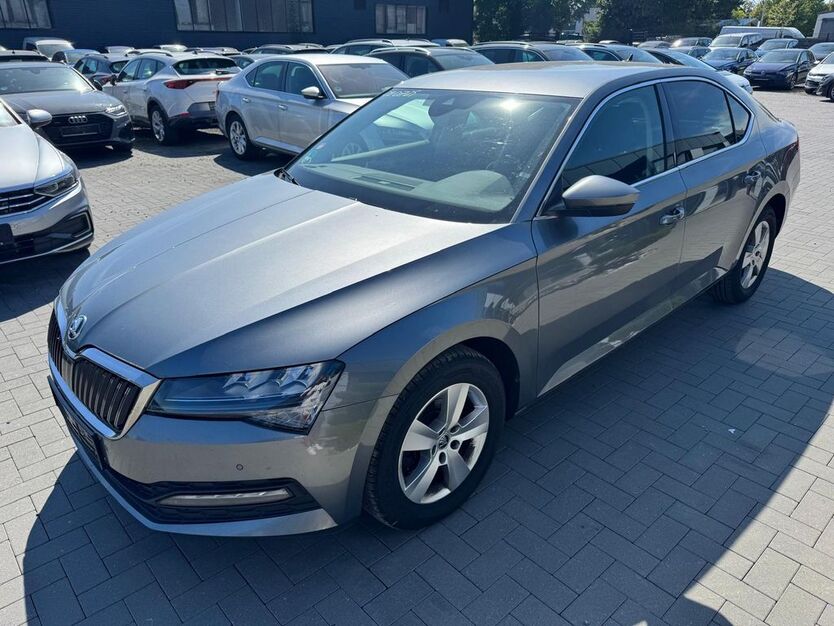 Skoda Superb 164.382 km 16.990 € Vechelde 38159