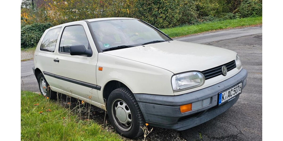 VW Golf 73.000 km 4.500 &euro; Much 53804