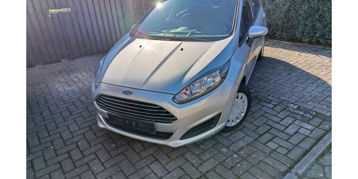 Ford Fiesta 69.571 km 4.990 &euro; Wallenhorst 49134