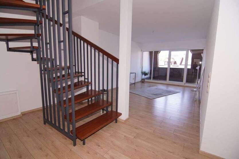 Wohnung zum Mieten in Neu-Anspach 1.380 € 113 m² 3.5 zimmer