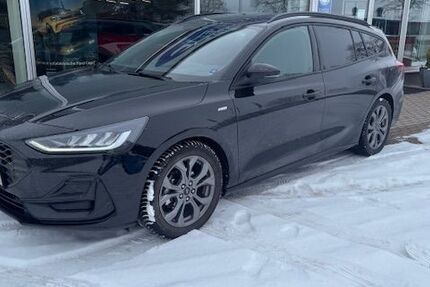 Ford Focus 36.300 km 20.690 &euro; Bad Lobenstein 07356