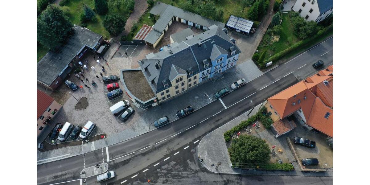 119,5 m² sanierte 4-Raum-Wohnung incl. Dachterrasse + Stellplatz 5 zimmer