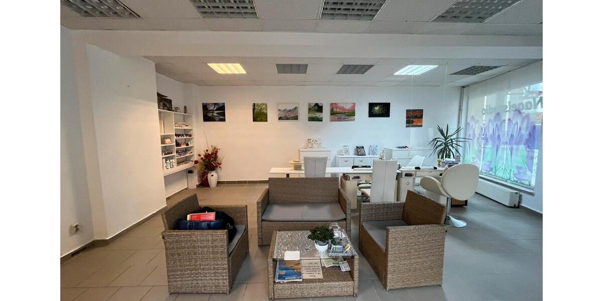 Behindertengerechte Gewerbeinheit zimmer