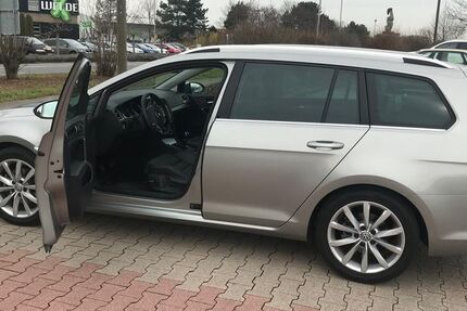 VW Golf 138.000 km 11.900 &euro; Karlsruhe 76137