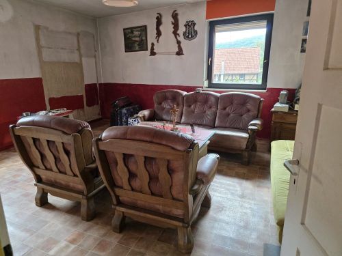 Einfamilienhaus mit Nebengebäude in 97725 Elfershausen-Machtilshausen zwischen Hammelburg und Bad Kissingen (10673) - Einfamilienhaus Elfershausen Elfershausen , Unterfr | Angebot:27137452