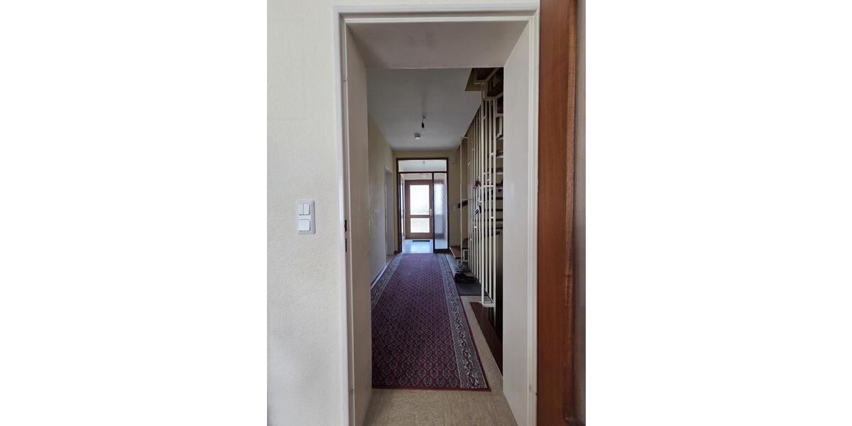 Reihenhaus Wiesbaden Schierstein - 6 Zimmer, 138 m&sup2;, 569.000&euro; | Angebot:26046310