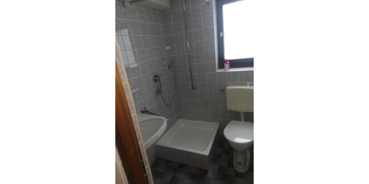 Erdgeschoßwohnung Albstadt - 1 Zimmer, 28 m&sup2;, 325&euro; | Angebot:26114810
