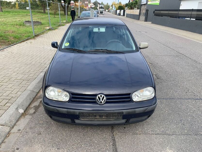 VW Golf 323.548 km 1.150 € Ludwigshafen 67071