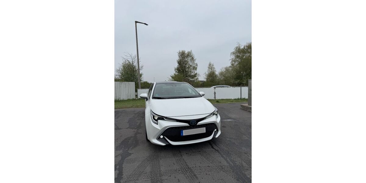 Toyota Corolla 74.675 km 20.490 &euro; Fürth 90763