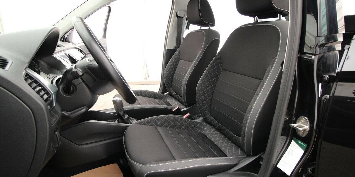 Skoda Fabia Combi TSI Ambition Plus KAMERA+SITZHEIZUNG 52.393 km 15.900 &euro; Hagenow 19230