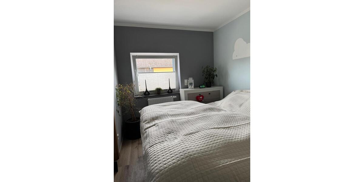 Reihenhaus Duisburg Beeck - 2 Zimmer, 70 m&sup2;, 275.000&euro; | Angebot:26837377