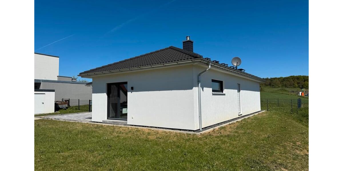 Einfamilienhaus Hohenroth - 5 Zimmer, 137 m&sup2;, 1.450&euro; | Angebot:26462337
