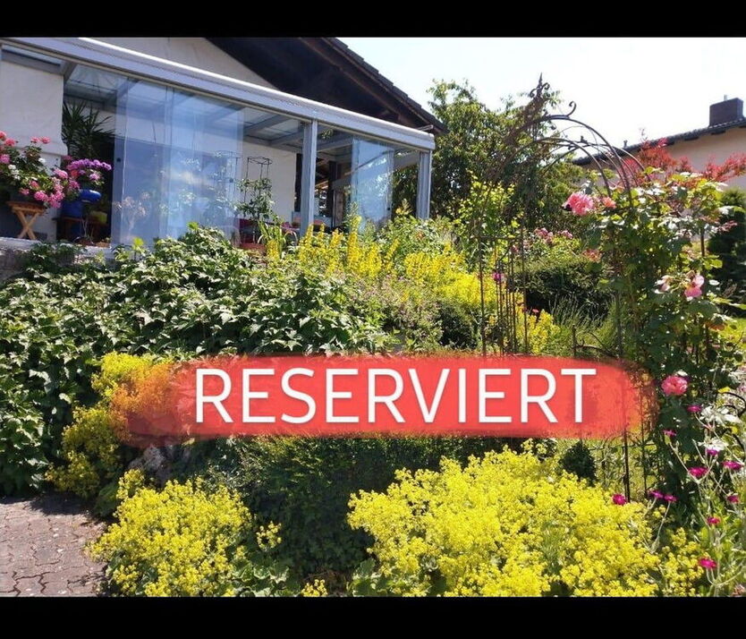 modernisierter Bungalow mit Garten und EinliegerWohnung in idyllischer Lage