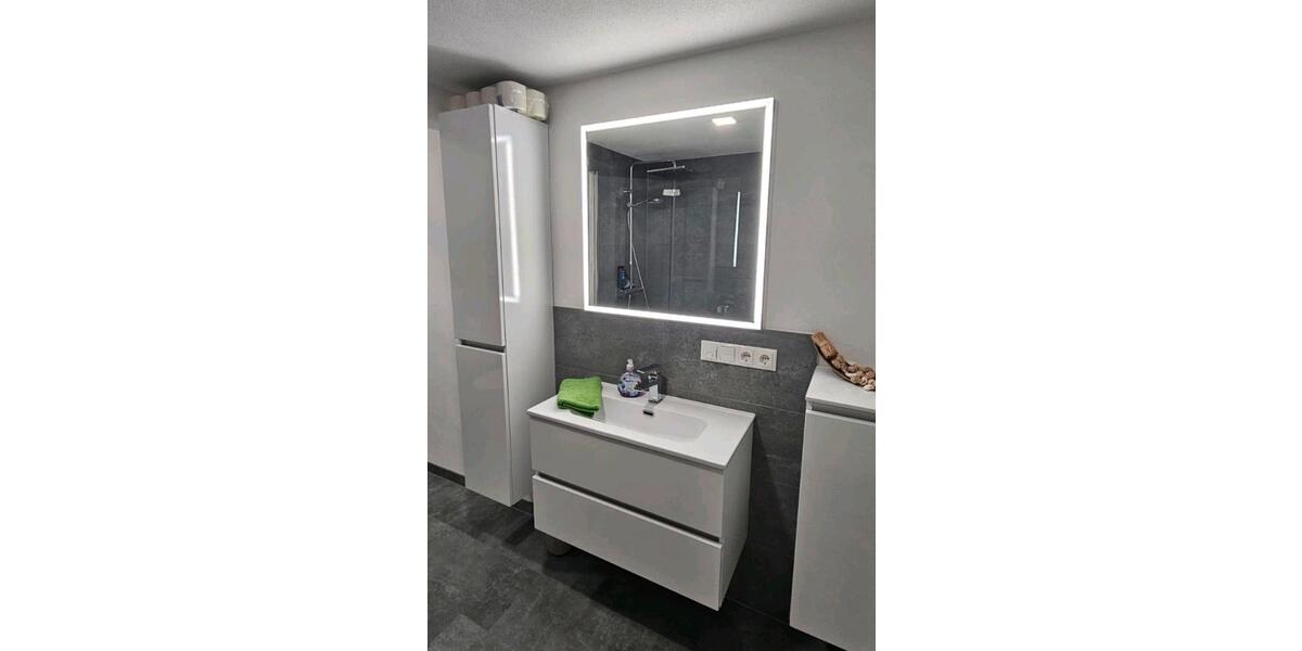Etagenwohnung Bad Neustadt an der Saale - 2 Zimmer, 80 m&sup2;, 1.250&euro; | Angebot:26631635