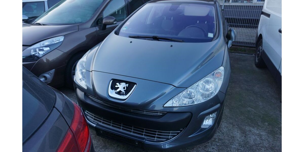 Peugeot 308 100.000 km 3.700 &euro; Wesseling 50389