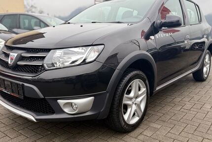 Dacia Sandero 107.000 km 5.999 &euro; Bonn 53179