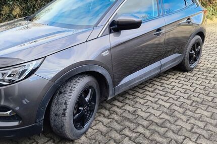 Opel Grandland (X) 86.300 km 15.990 &euro; Beimerstetten 89179