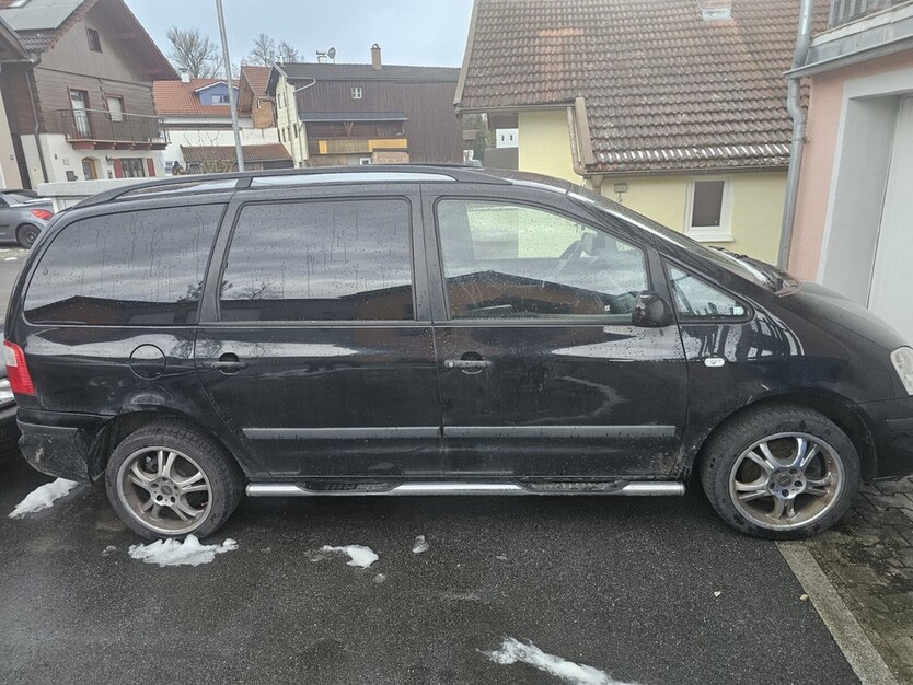 Ford Galaxy 277.904 km 1.800 € Triftern 84371