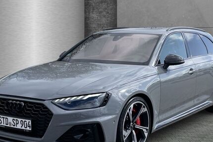 Audi RS4 18.000 km 95.890 &euro; Stade 21682