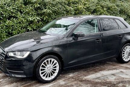 Audi A3 162.000 km 10.500 &euro; Uplengen 26670