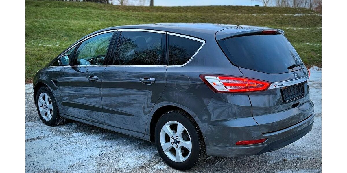 Ford S-Max 82.000 km 16.000 &euro; Düren 52351