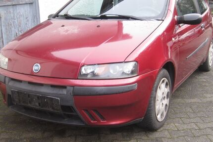 Fiat Punto 124.736 km 1.350 &euro; Mallersdorf-Pfaffenberg 84066