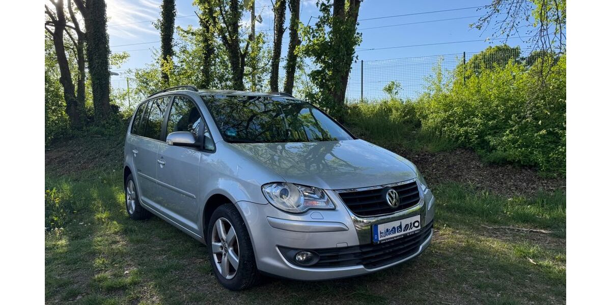 VW Touran 249.000 km 2.200 &euro; München 80469