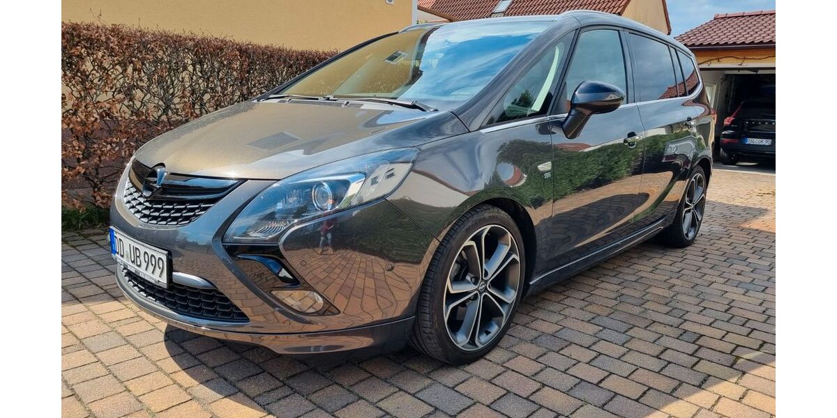 Opel Zafira Tourer 144.000 km 10.900 &euro; Lauchhammer 01979