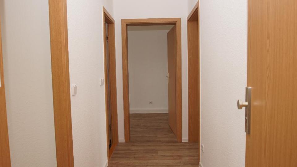 Etagenwohnung Dippoldiswalde - 3 Zimmer, 59 m&sup2;, 363&euro; | Angebot:26130446