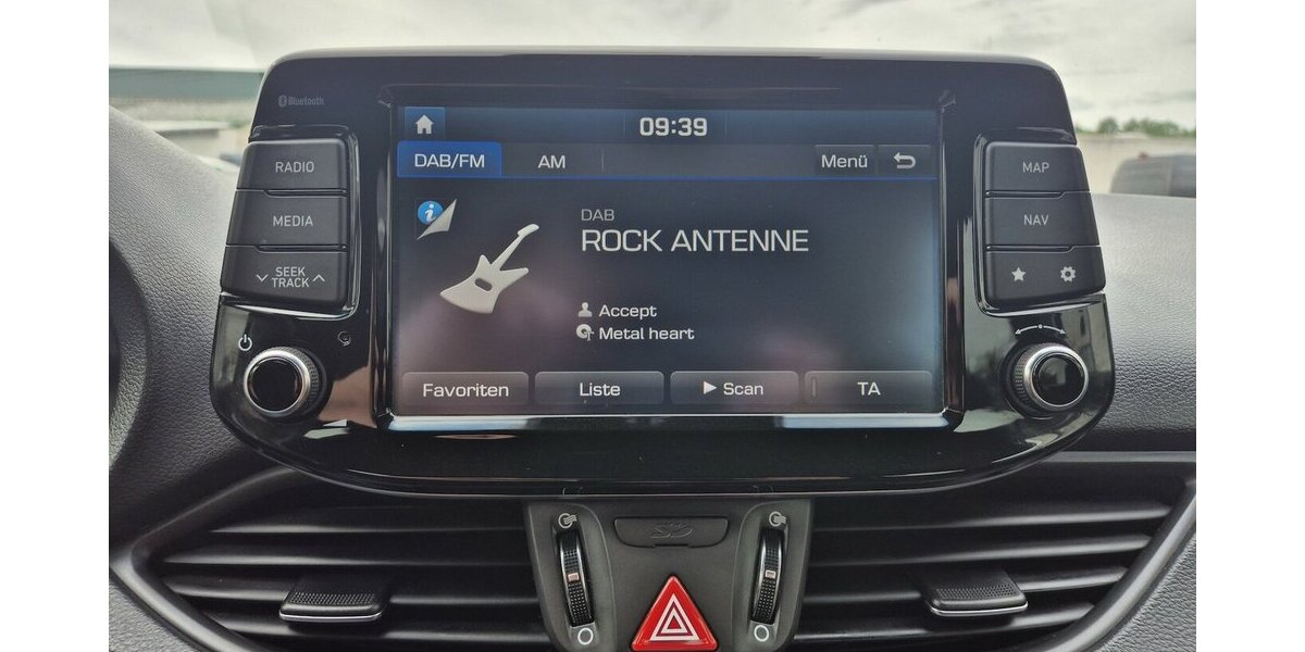 Hyundai i30 Passion +, Rückfahrkamera, Carplay, Navi, Sitz 85.411 km 16.690 &euro; Rodgau 63110