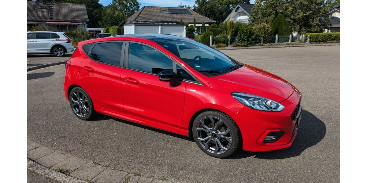 Ford Fiesta 95.000 km 10.800 &euro; Neuenburg am Rhein 79395