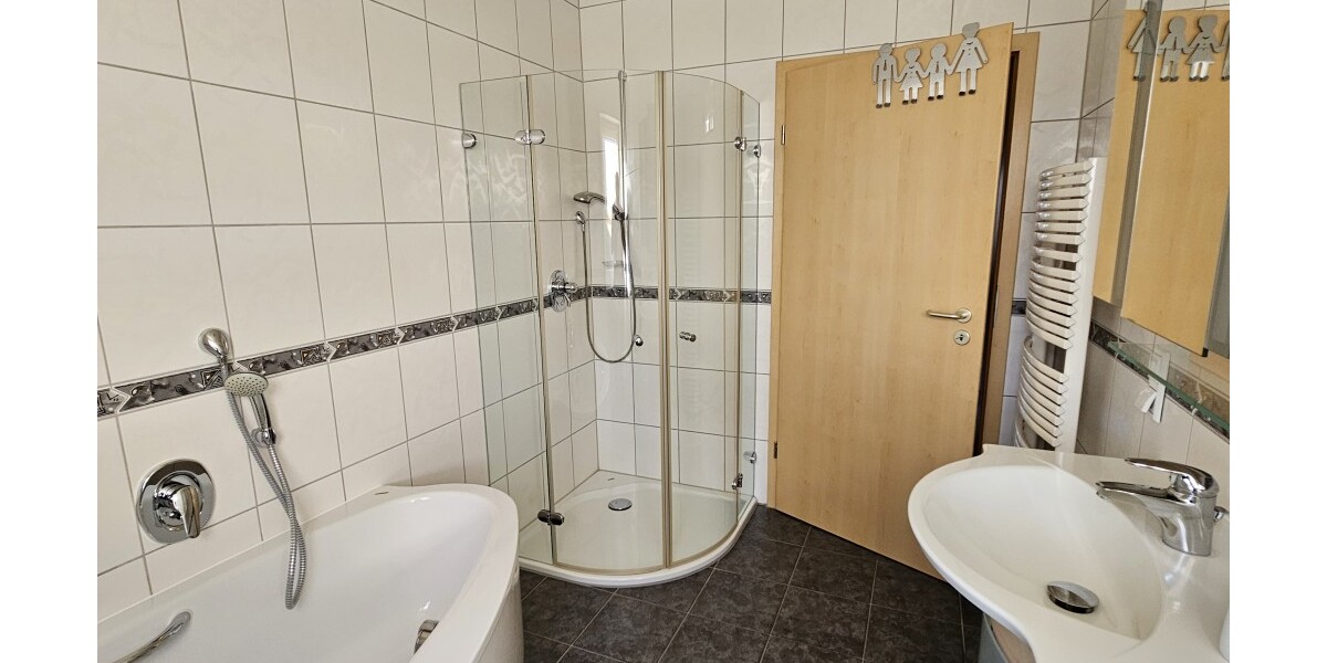 Modernes 1-2 Generationenhaus in familienfreundlicher Wohnlage von Mühlheim! 7 zimmer