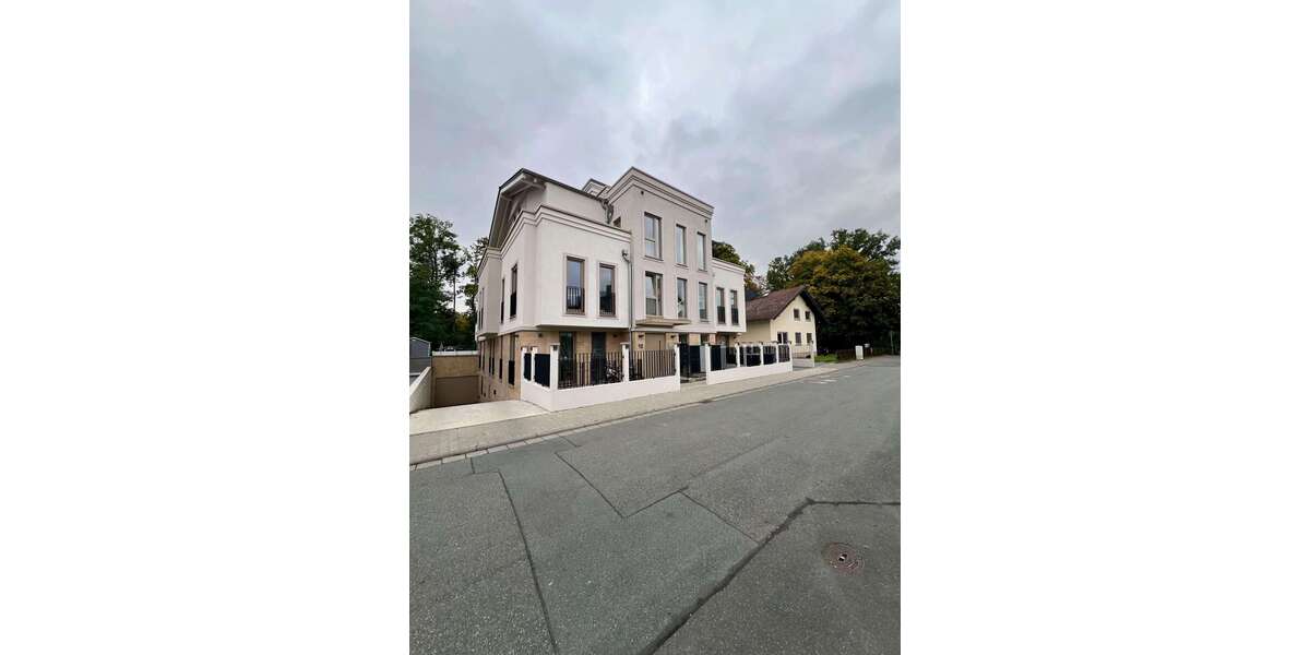 Wohnung zum Mieten in Langen 2.250 € 143 m² 4 zimmer