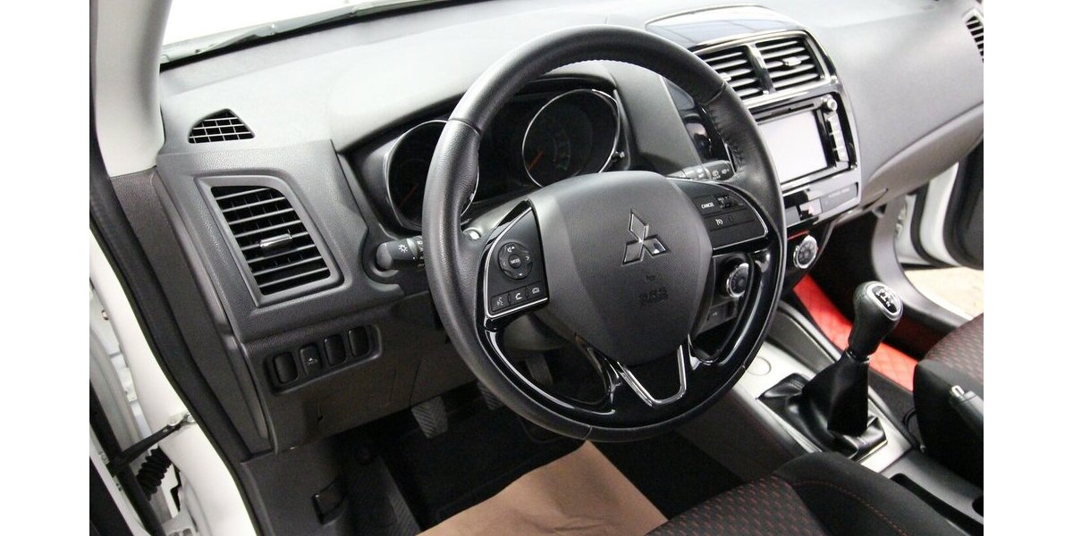 Mitsubishi ASX 1.6 Edition 100 Plus AHK+KAMERA+XENON+NAVI 81.780 km 13.500 &euro; Hagenow 19230