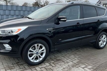 Ford Kuga 88.400 km 18.550 &euro; Hemmoor 21745