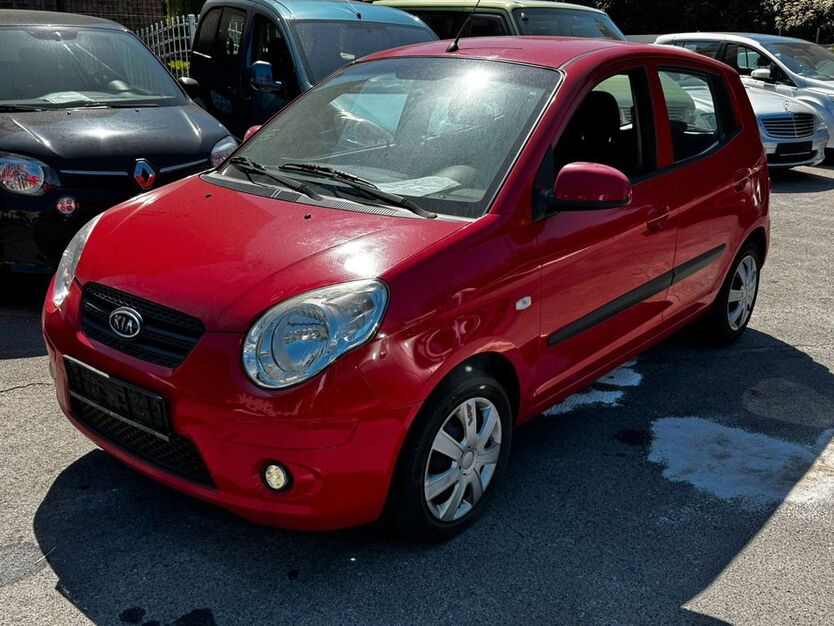Kia Picanto 167.000 km 2.450 € Essen 45359