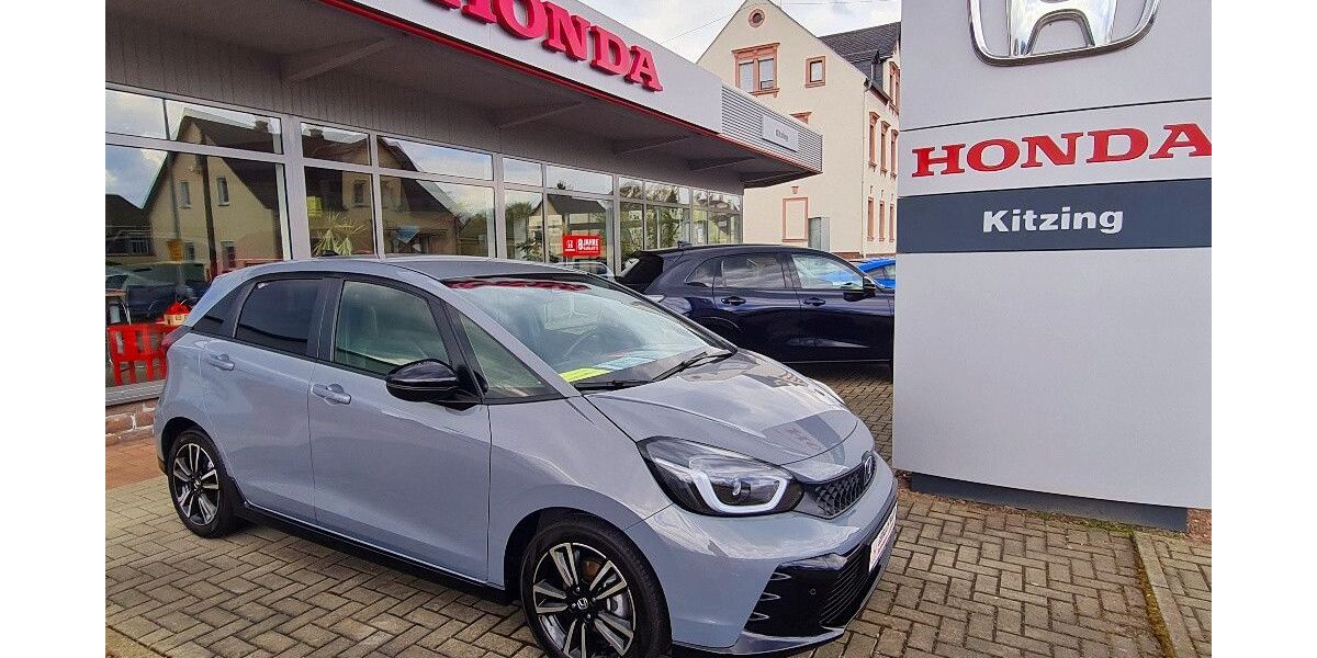 Honda Jazz 8.400 km 27.990 &euro; Mittweida 09648
