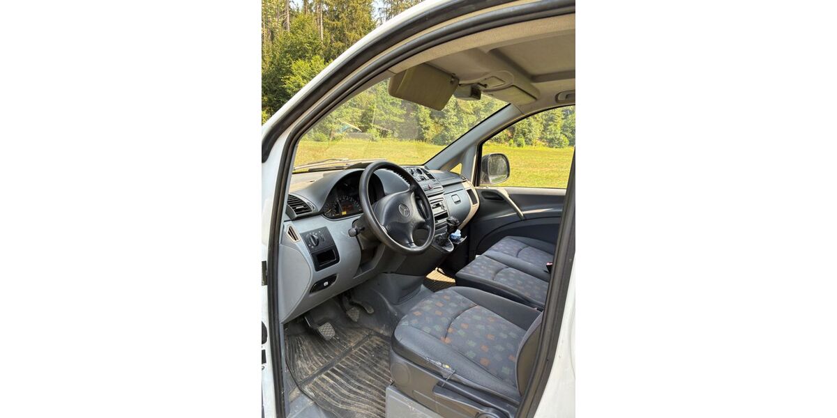 Mercedes-Benz Vito 208.151 km 4.500 &euro; Ellenberg 73488