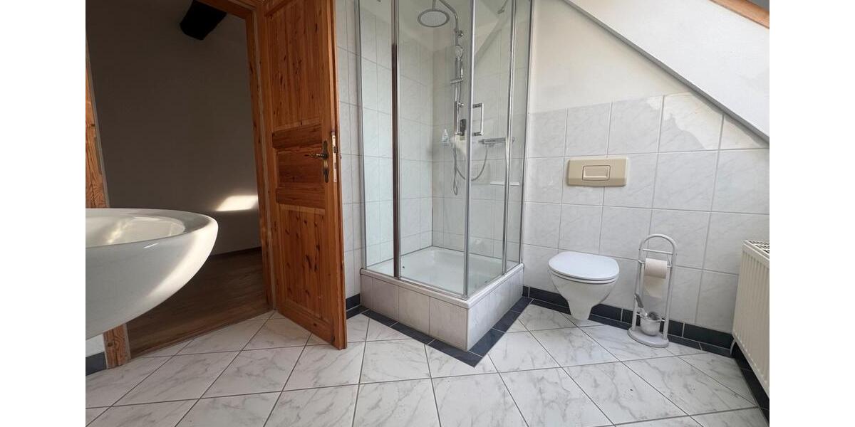Dachgeschoßwohnung Barum - 2 Zimmer, 72 m&sup2;, 650&euro; | Angebot:26320670