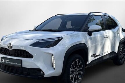 Toyota Yaris Cross 2.500 km 32.600 &euro; Berlin 13403