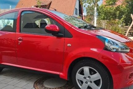 Toyota Aygo (X) 122.000 km 1.999 &euro; Nürnberg 90453